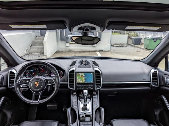 Porsche Cayenne cena 149000 przebieg: 110000, rok produkcji 2017 z Gdynia małe 277